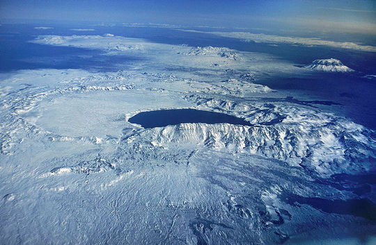 Star-Oddi Temperature Recorders Reveal Causes of Caldera Lake Winter Overturn